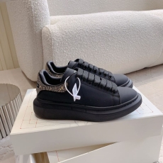 Alexander Mcqueen Low Shoes